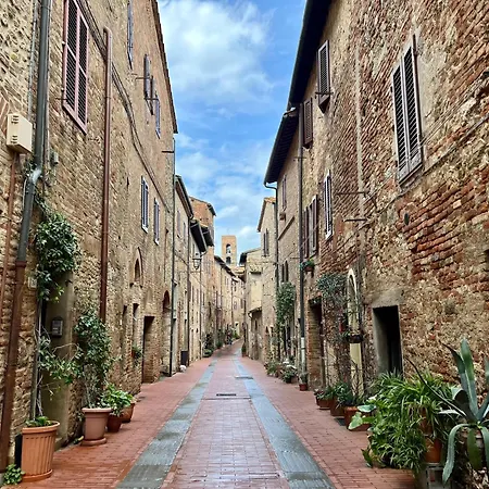 Mirella In Centro Storico Casole d'Elsa